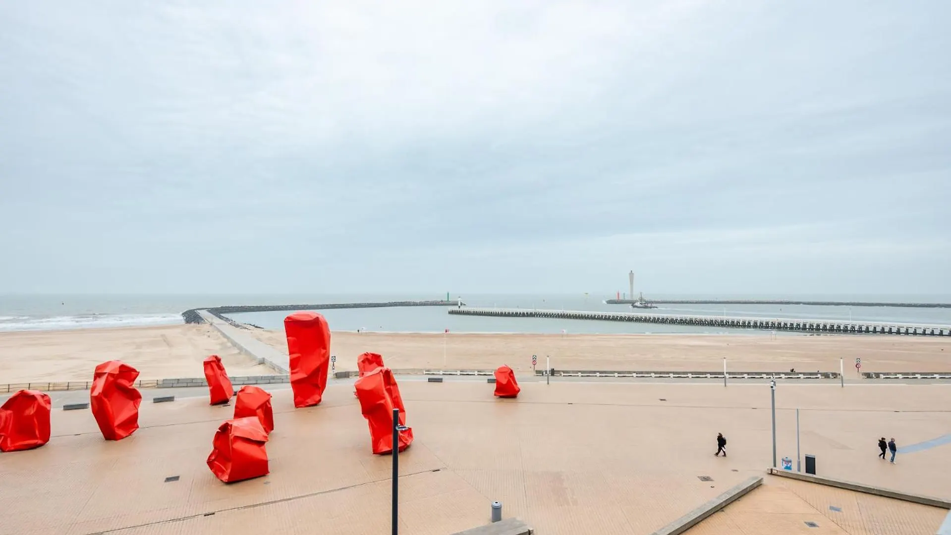 Marvelous Apartment With A Stunning View And Garage Ostend