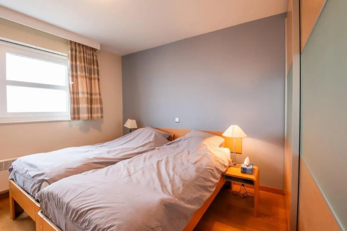 Marvelous Apartment With A Stunning View And Garage オステンド